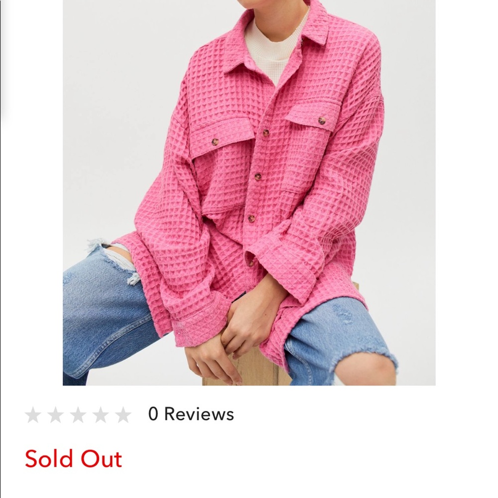 NOT FOR SALE! ISO this exact top in navy blue in maybe a small or medium!